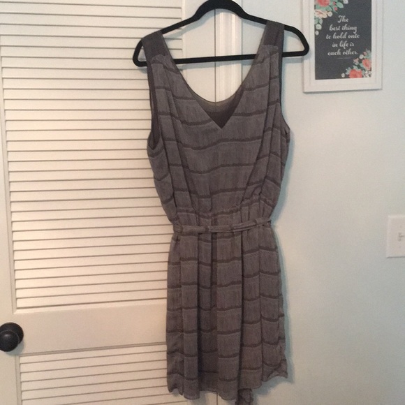 Light and dark gray dress - Picture 5 of 6